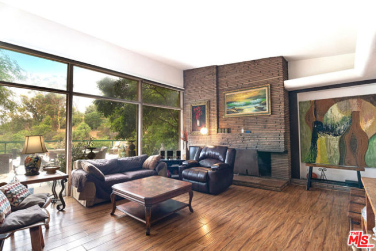 2 Bed Home for Sale in Beverly Hills, California