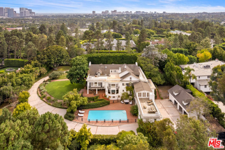 10 Bed Home for Sale in Beverly Hills, California
