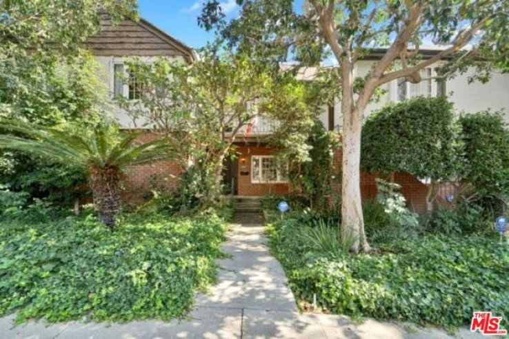  Income Home for Sale in Los Angeles, California