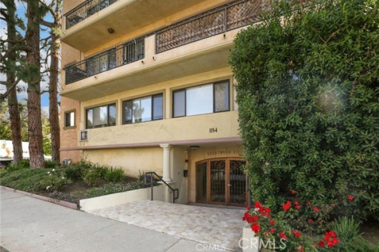 Residential Home in West Los Angeles