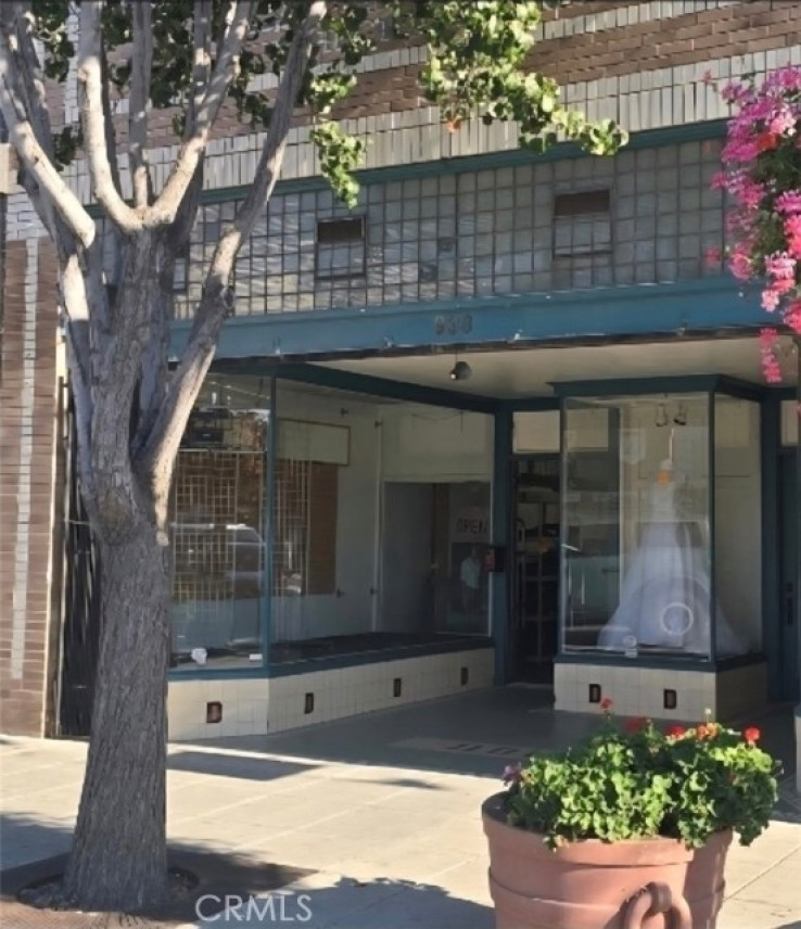  Commercial for Sale in Santa Paula, California