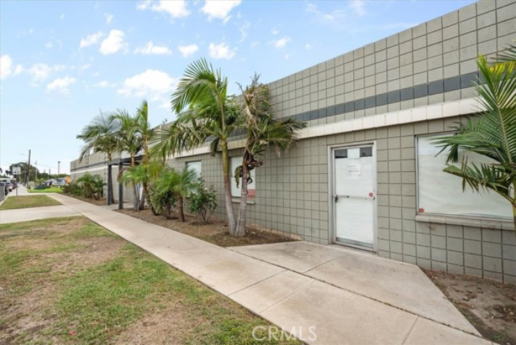  Commercial for Sale in Rialto, California