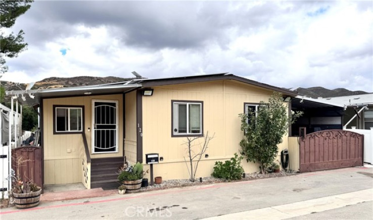 4 Bed Home for Sale in Castaic, California