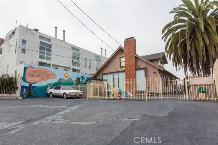  Commercial for Sale in Santa Monica, California