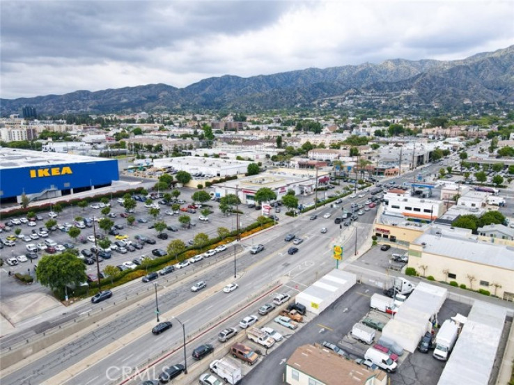  Commercial for Sale in Burbank, California