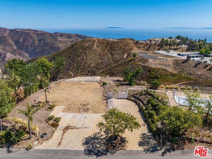 Land in Malibu