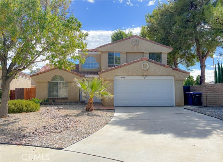4 Bed Home for Sale in Lancaster, California