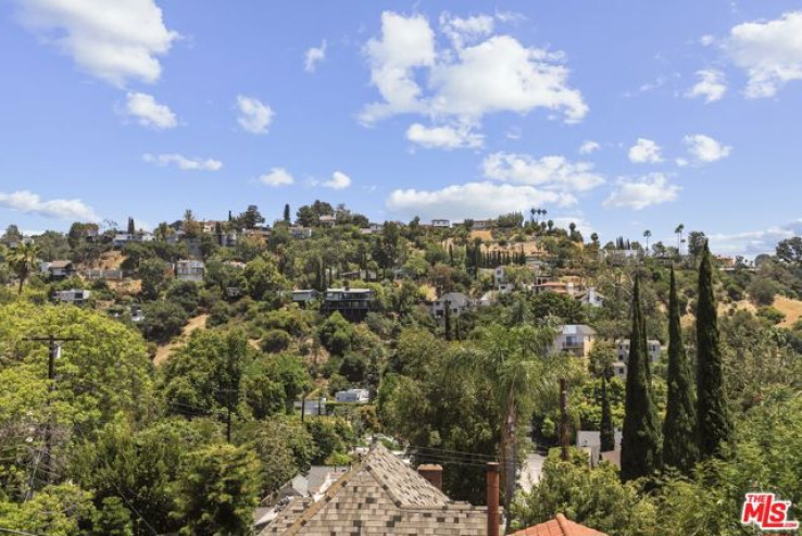 4 Bed Home for Sale in Los Angeles, California