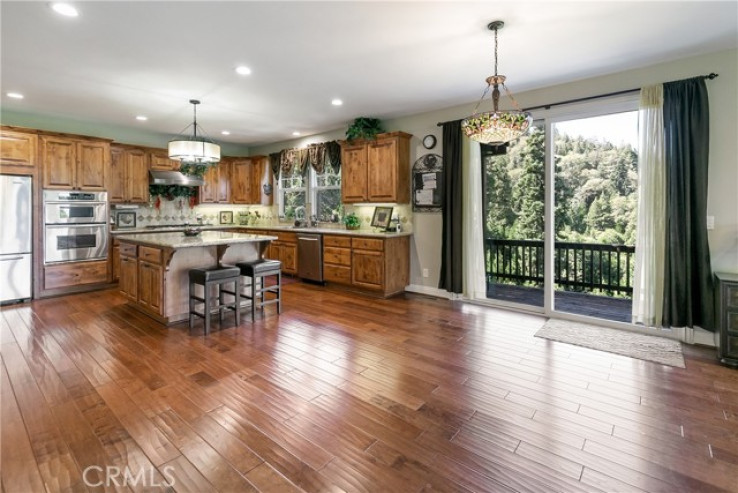 4 Bed Home for Sale in Lake Arrowhead, California