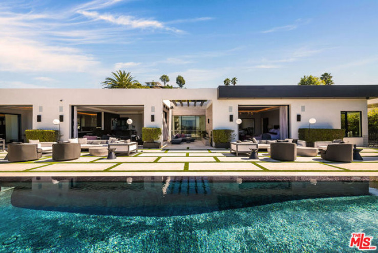6 Bed Home for Sale in Beverly Hills, California