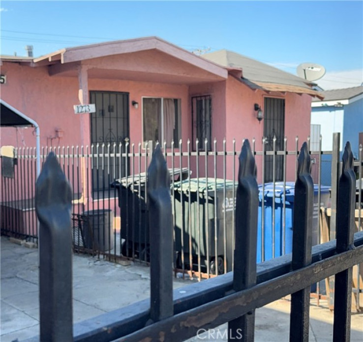  Income Home for Sale in Los Angeles, California