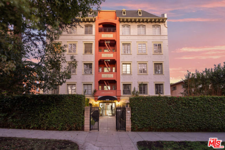  Commercial for Sale in Los Angeles, California