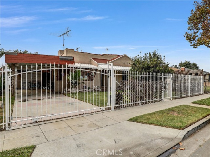 2 Bed Home for Sale in Compton, California