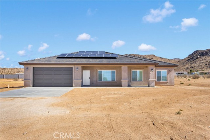 4 Bed Home for Sale in Apple Valley, California