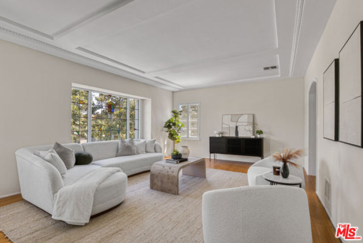  Income Home for Sale in Beverly Hills, California