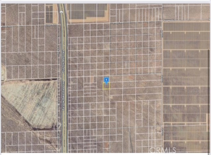 Land in Mojave