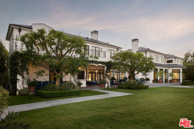 9 Bed Home for Sale in Los Angeles, California