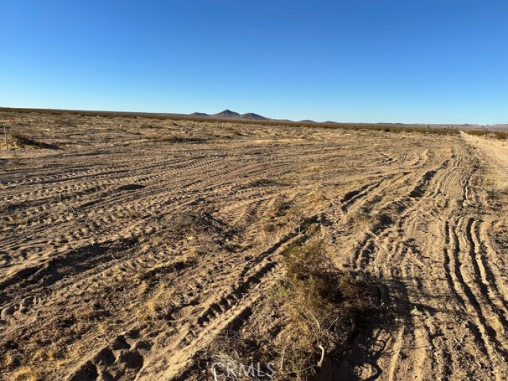 Land in Helendale