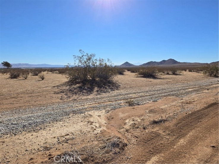 Land in Apple Valley