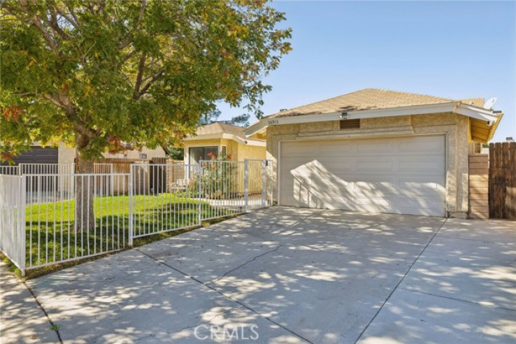 Residential Home in Palmdale