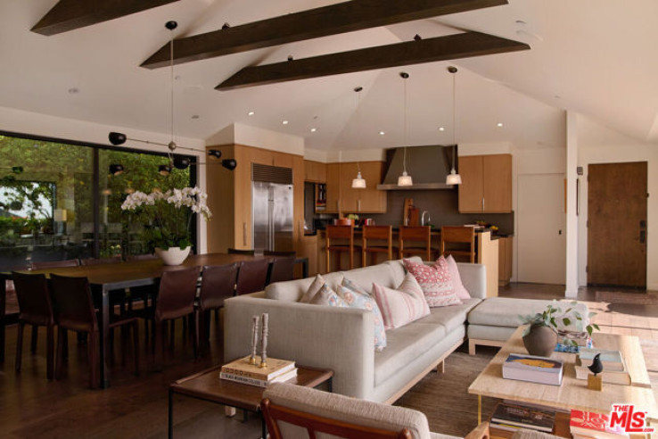 5 Bed Home for Sale in West Hollywood, California