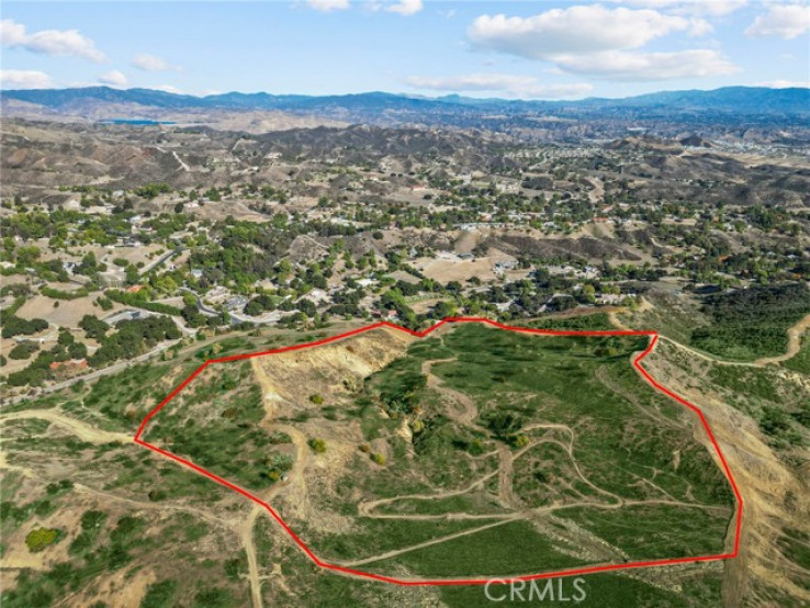  Land for Sale in Castaic, California