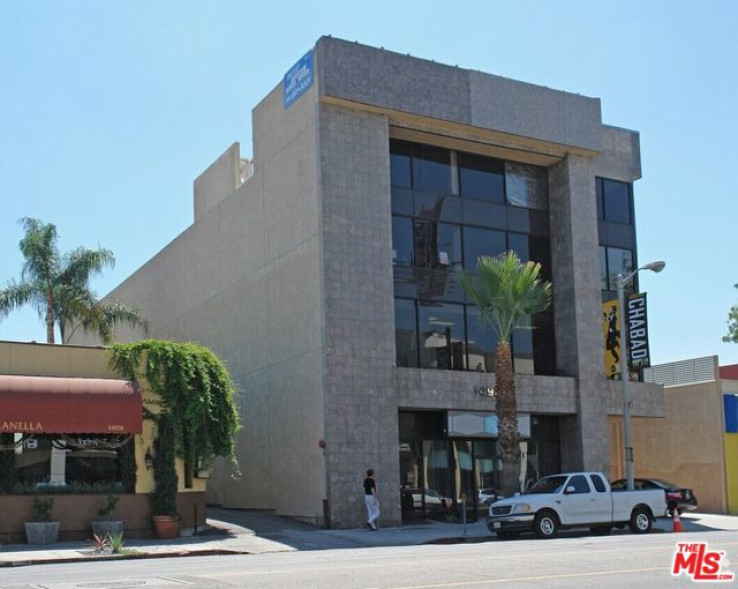  Commercial for Sale in Sherman Oaks, California