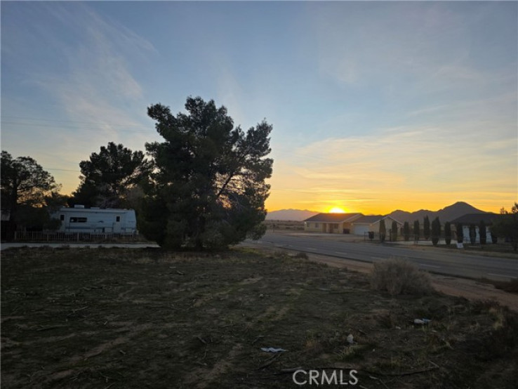 Land in Apple Valley