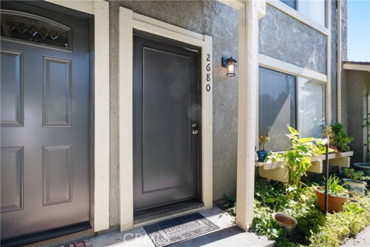 2 Bed Home for Sale in Thousand Oaks, California
