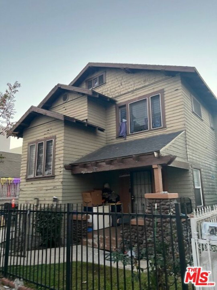  Income Home for Sale in Los Angeles, California