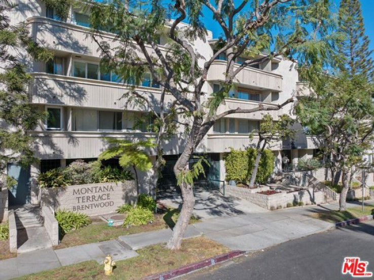 1 Bed Home for Sale in Los Angeles, California