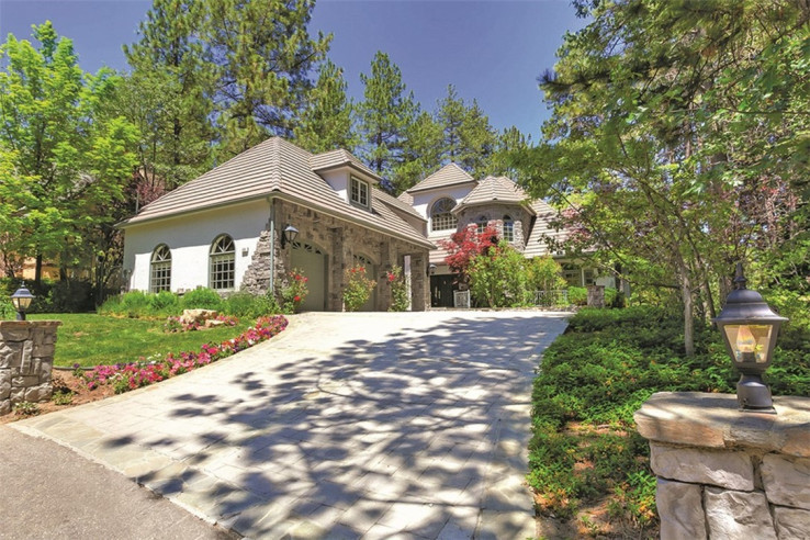 5 Bed Home for Sale in Lake Arrowhead, California