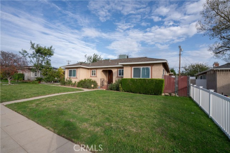 4 Bed Home for Sale in Granada Hills, California