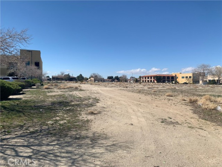  Land for Sale in Victorville, California