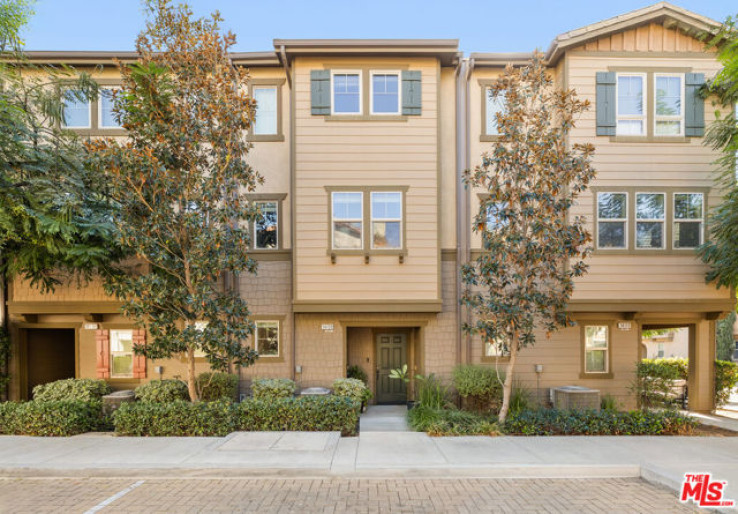 Residential Home in Van Nuys