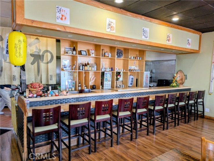  Commercial for Sale in Encino, California