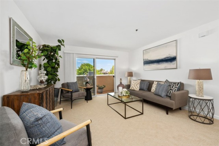 1 Bed Home for Sale in Sherman Oaks, California