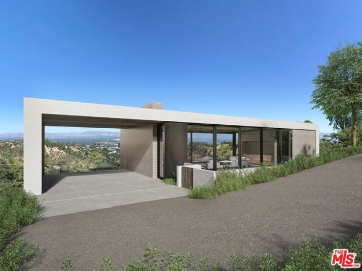 Land in Sherman Oaks