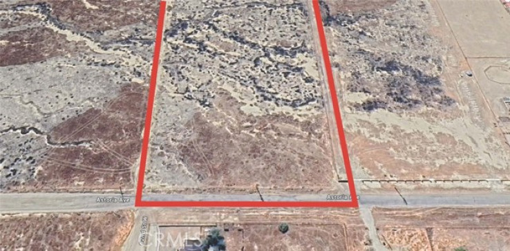 Land in Rosamond