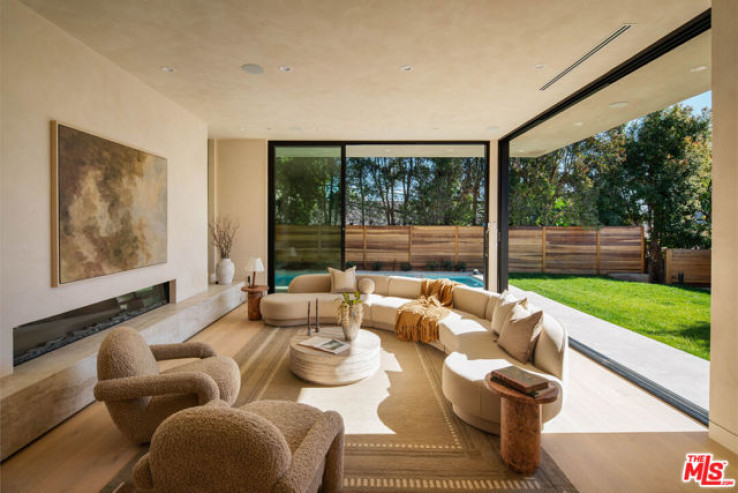 4 Bed Home for Sale in Los Angeles, California