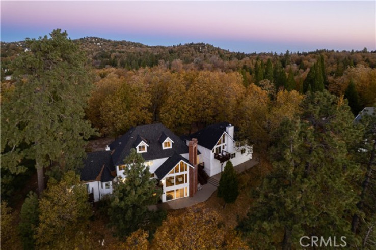 7 Bed Home for Sale in Lake Arrowhead, California