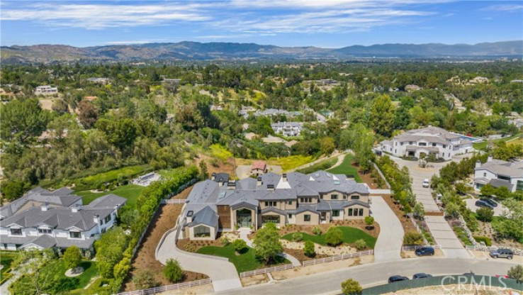 6 Bed Home for Sale in Hidden Hills, California