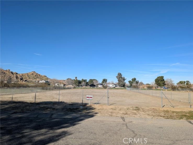 Land in Palmdale