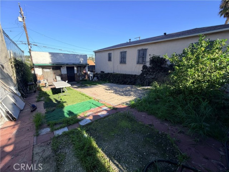 1 Bed Home for Sale in East Los Angeles, California