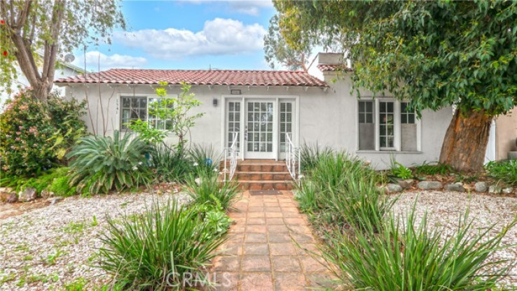 5 Bed Home for Sale in Los Angeles, California