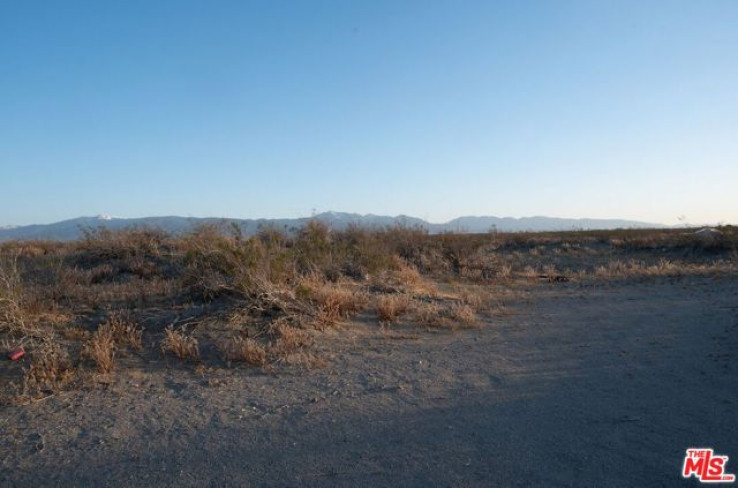  Land for Sale in Adelanto, California