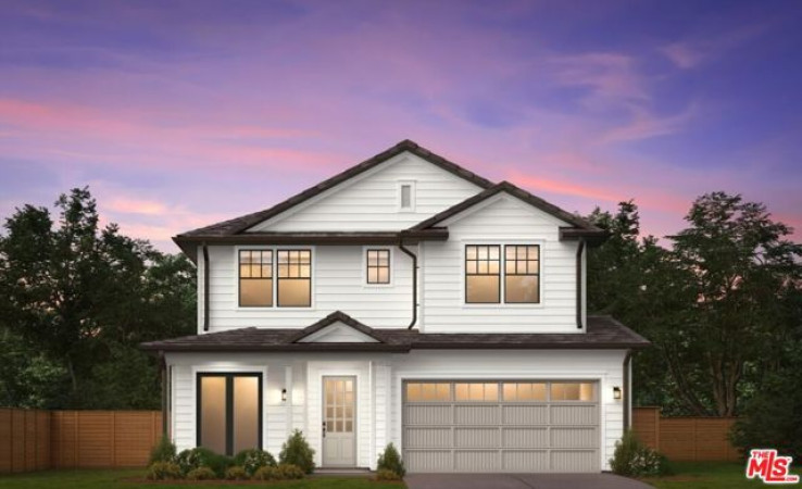 Residential Home in Palms - Mar Vista
