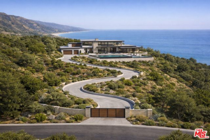 4 Bed Home for Sale in Malibu, California