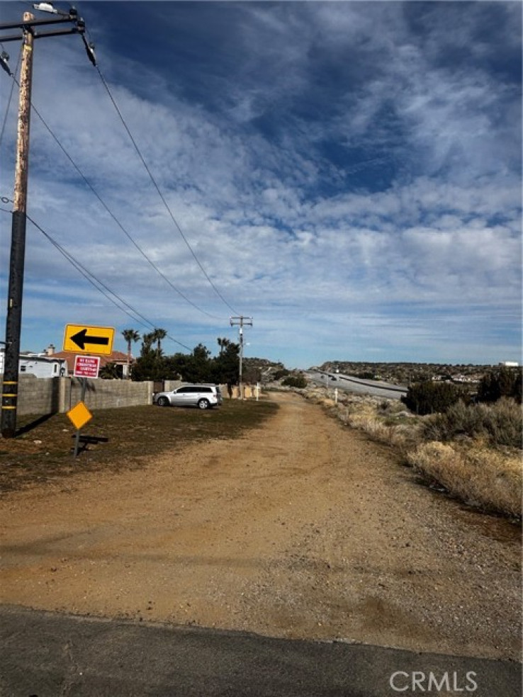 Land in Palmdale