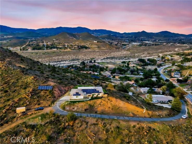 4 Bed Home for Sale in Acton, California